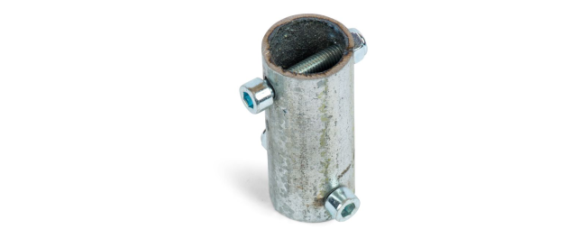Connecting pipe for the elevator Codaf 83-00-8515